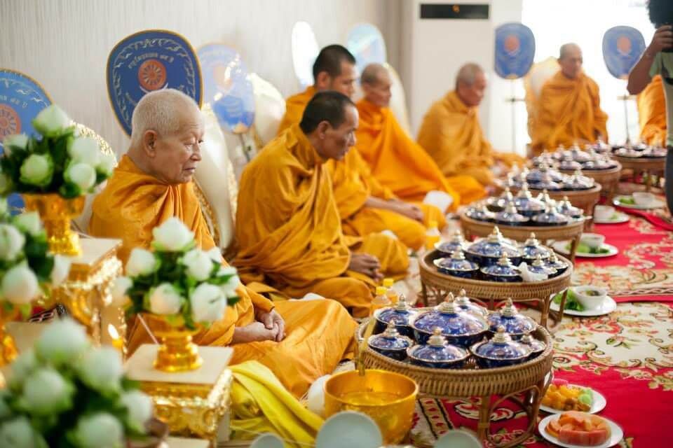 พระสงฆ์ในงานบุญ